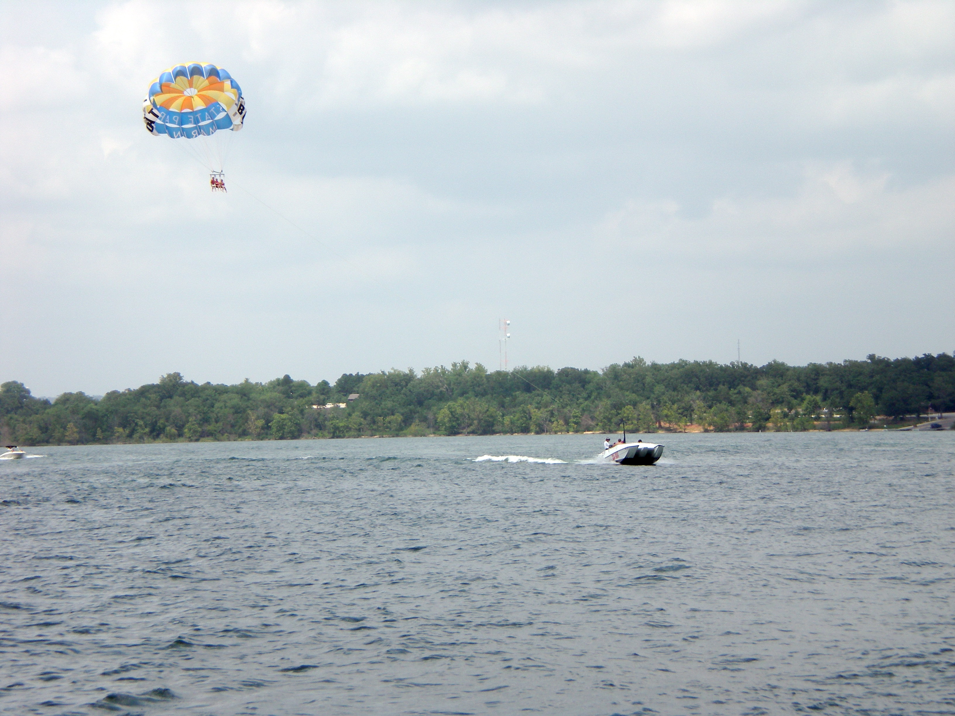 Boat pulling a glider