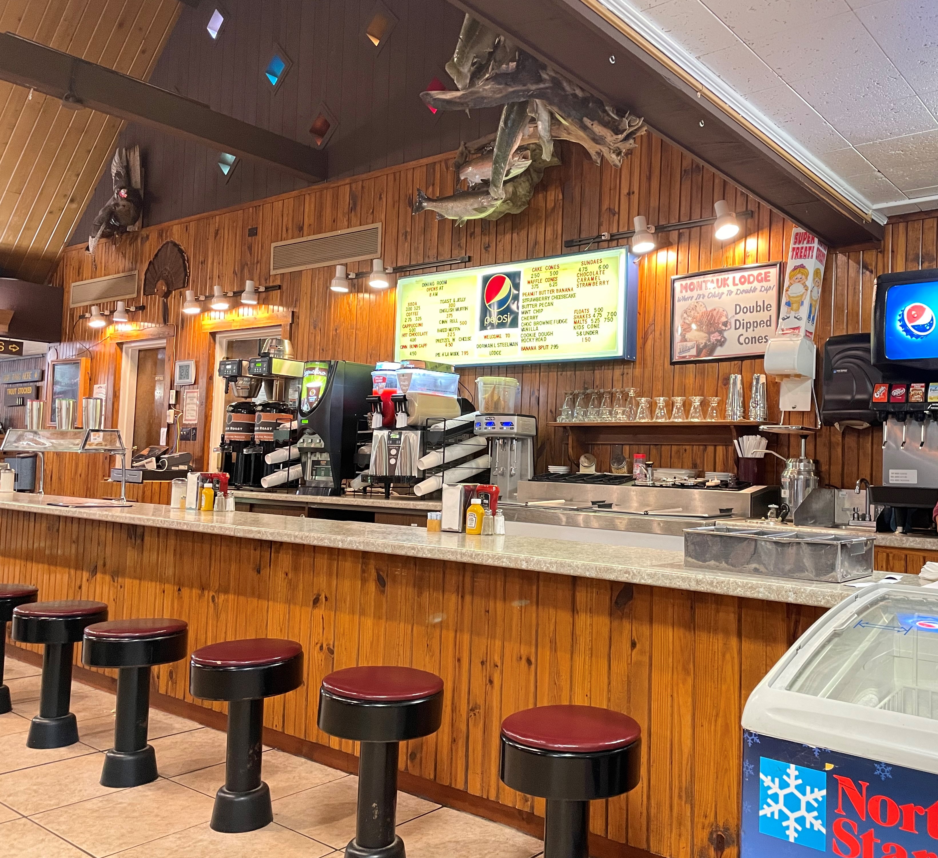 A snack bar at Montauk Lodge
