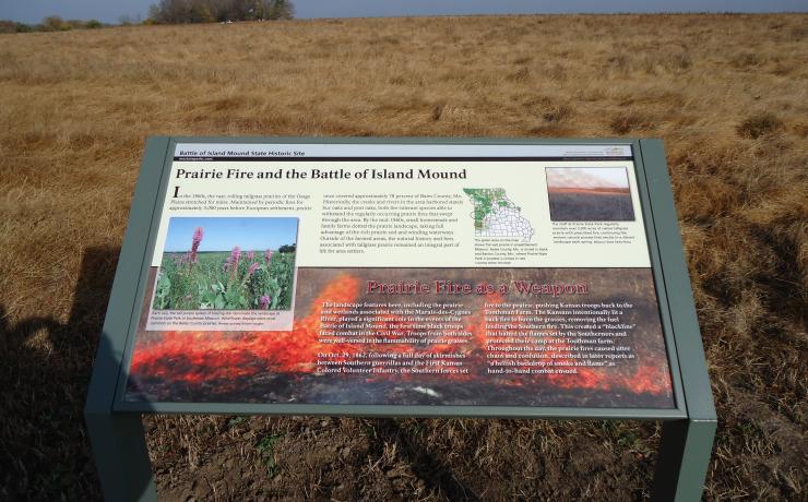 Informational board about the Prairie Fires and the Battle of Island Mound