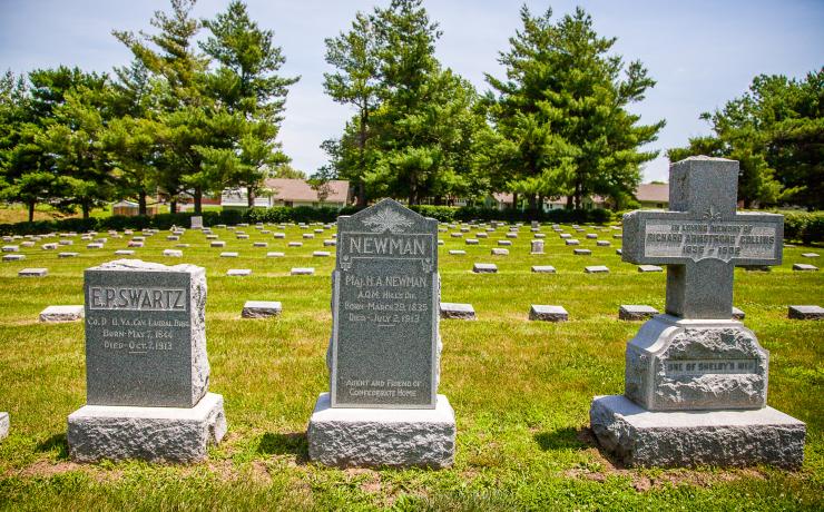 Image of a graveyard for Confederate supporters and soldiers