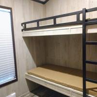 Cabin bunk beds